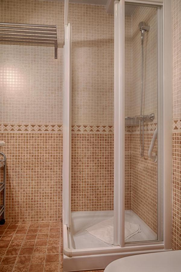 Saplan Real Estate Irissa Apartment Les Exterior photo